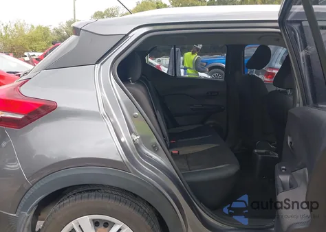 2019 Nissan Kicks S from USA, damaged, VIN 3N1CP5CU5KL546922